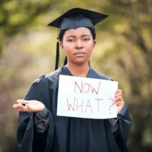 Read more about the article Tebrikler Sen Artık ‘Yeni Mezun’sun